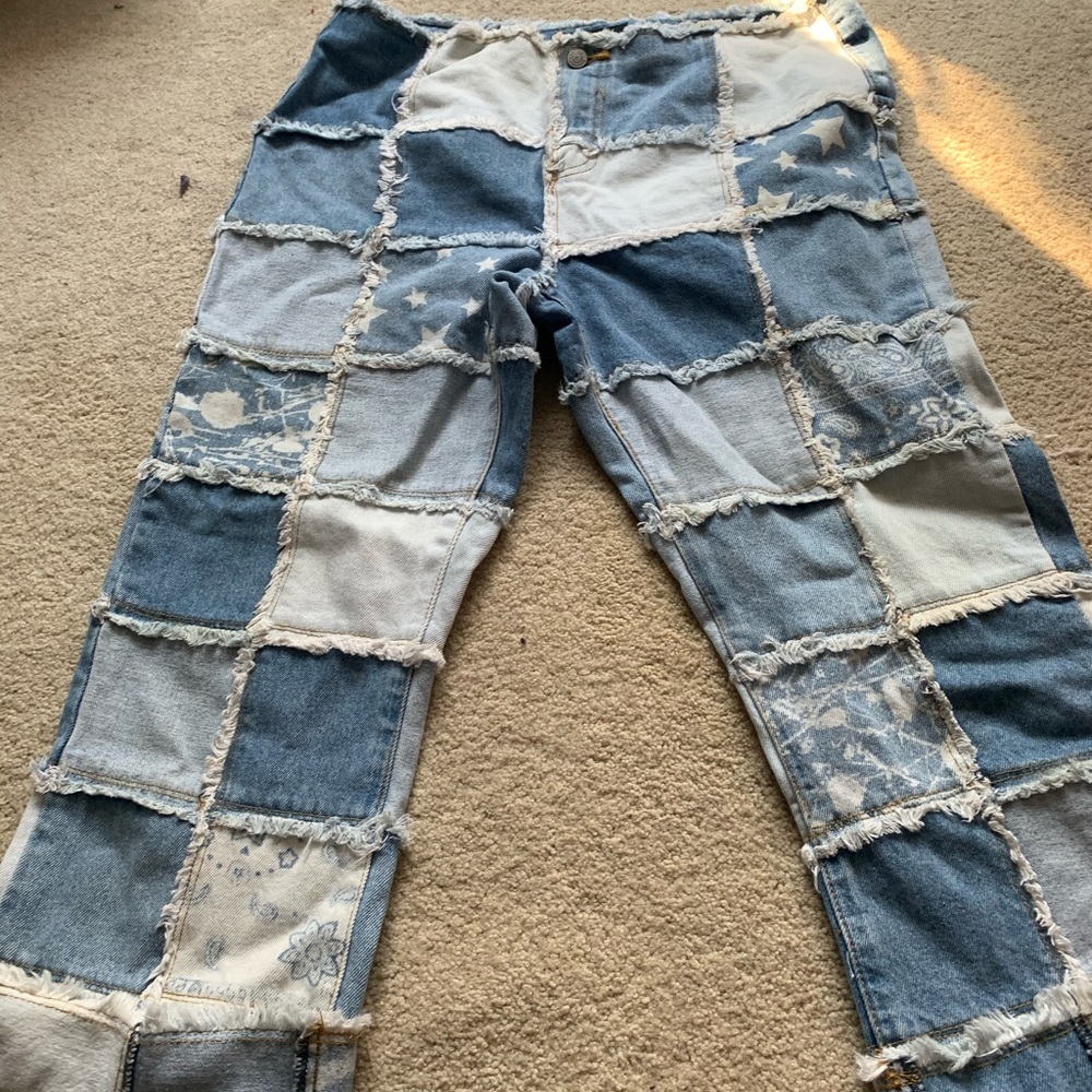 Cropped Patched Jeans
